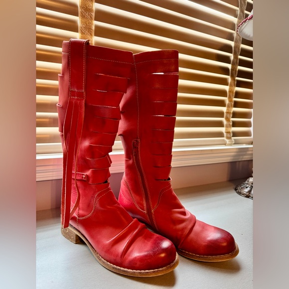 Prophecy Red Leather Tall Boots | Size 40 (US 10) | Made in Portugal - Picture 7 of 10
